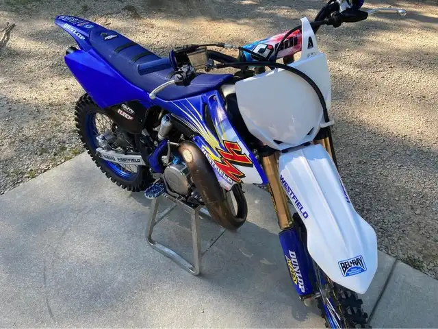 2022 YAMAHA YZ125-BLUE! in Dirt Bikes & Motocross in Winnipeg - Image 6