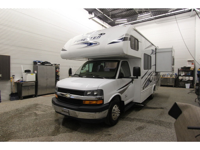  2020 Forest River Forester 2251 très propre!! in RVs & Motorhomes in Laval / North Shore