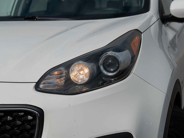 2017 Kia Sportage LX in Cars & Trucks in Calgary - Image 4