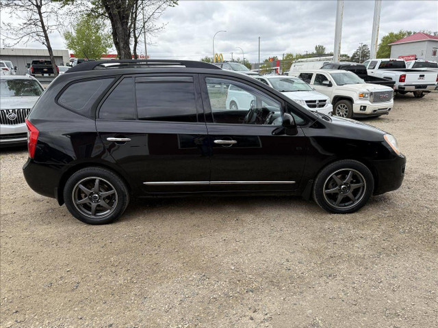 2009 Kia Rondo EX V6 in Cars & Trucks in Saskatoon - Image 3