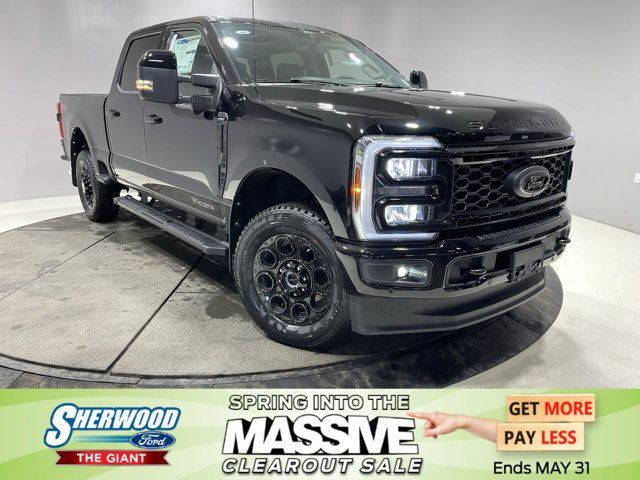 2025 Ford Super Duty F-350 SRW LARIAT in Cars & Trucks in Strathcona County
