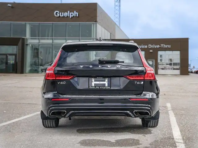 2022 Volvo V60 R-Design T6 AWD | Panoroof | Navigation dans Autos et camions dans Guelph - Image 6