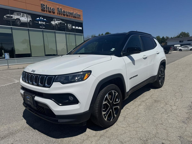 2023 Jeep Compass Limited 4x4 for sale in Cars & Trucks in Barrie