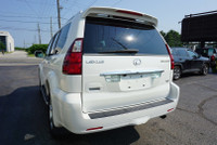 ACCIDNET FREE LOCAL ONTARIO CAR 7 PASSENGER VERY RARE TOP OF THE LINE Nice Clean 4WD 4.7L V8 Lexus G... (image 4)