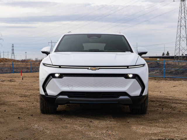2025 Chevrolet Equinox EV LT in Cars & Trucks in Edmonton - Image 3