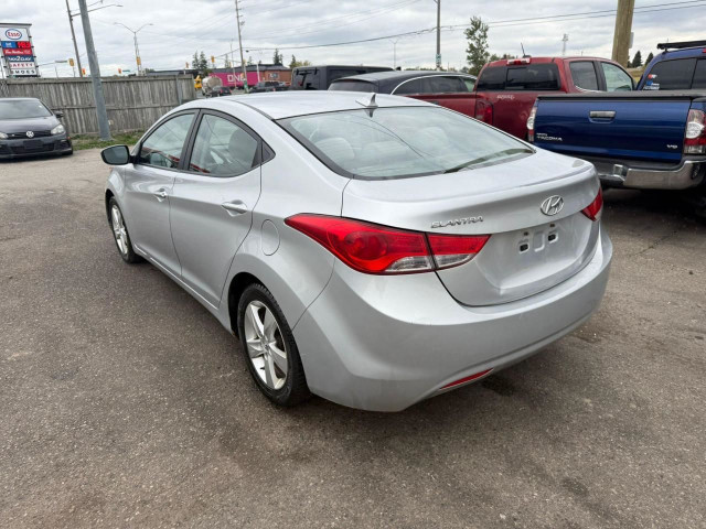 2011 Hyundai Elantra MANUAL, DRIVES GREAT, WELL MAINTAINED, CERT in Cars & Trucks in London - Image 3