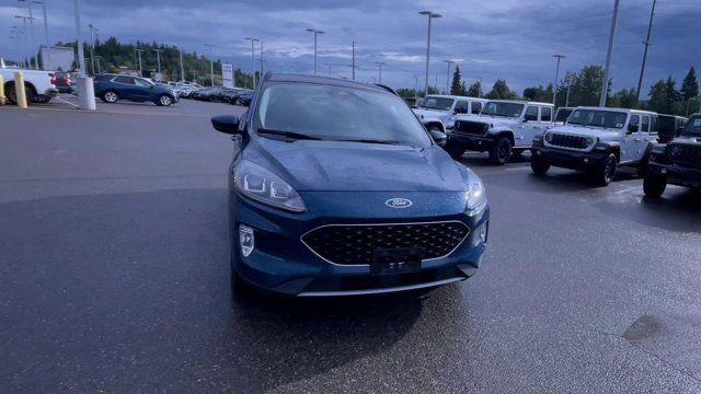 2020 Ford Escape SEL | AWD | Leather | Sunroof | Backup Camera in Cars & Trucks in Prince George - Image 4