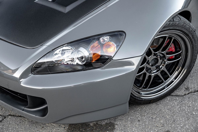 2005 Honda S2000 CONVERTIBLE 6 SPEED PUSH START CARBON FIBER HO in Cars & Trucks in City of Toronto - Image 3