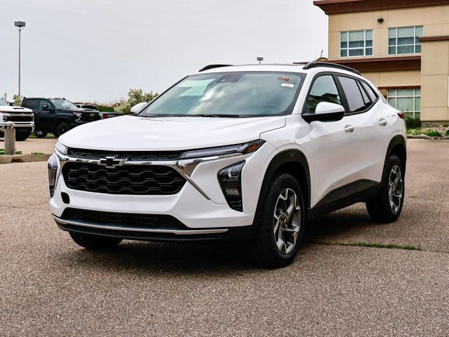 2025 Chevrolet Trax LT in Cars & Trucks in Strathcona County - Image 4