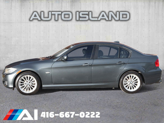 2010 BMW 3 Series 328i xDrive AWD in Cars & Trucks in City of Toronto - Image 4