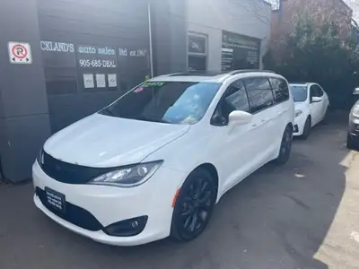  2018 Chrysler Pacifica Touring-L Plus, PANO ROOF, NAVIGATION, L