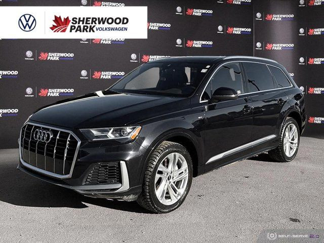 2021 Audi Q7 Komfort | HEATED SEATS AND STEERING | PANO-ROOF in Cars & Trucks in Strathcona County - Image 2