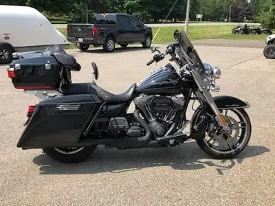 2013 Harley-Davidson Road King PREOWNED 2013 HARLEY-DAVIDSON ROAD KING - 52,793MILES - SUPER CLEAN B...