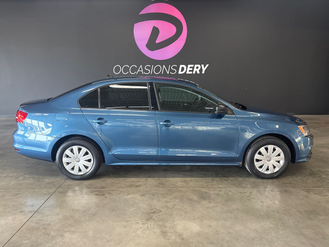 2015 Volkswagen Jetta Sedan MANUELLE GROUPE ÉLECTRIQUE SANS A/C in Cars & Trucks in Saint-Jean-sur-Richelieu