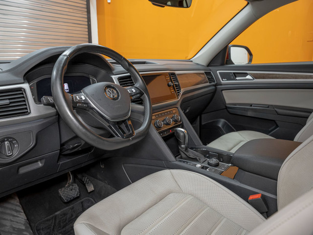 2019 Volkswagen Atlas EXECLINE 4MOTION *TOIT* NAV FENDER SIÈGES  in Cars & Trucks in Laurentides - Image 2