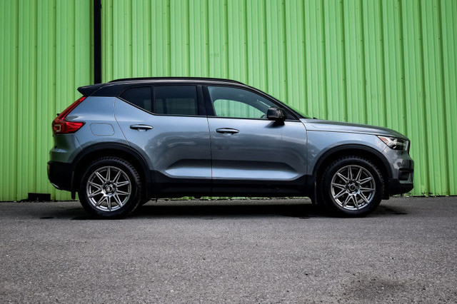 2019 Volvo XC40 T5 AWD Momentum • SUNROOF • HEATE SEATS • CP/AA in Cars & Trucks in Cornwall - Image 2
