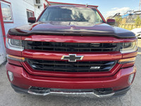 LT | 4X4 | CREW CAB | 5.3L V8 | HEATED SEATS | TONNEAU COVER | FENDER FLARES This 2018 Chevrolet Sil... (image 2)