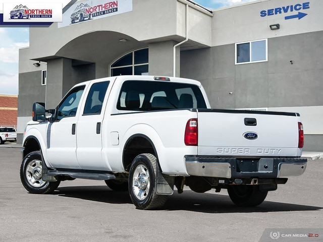 2012 Ford F-250 XLT AS TRADED CREW CAB 4X4 in Cars & Trucks in Edmonton - Image 4