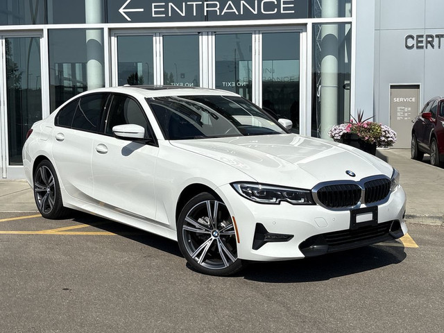 2020 BMW 3 Series 330i xDrive in Cars & Trucks in Edmonton - Image 2