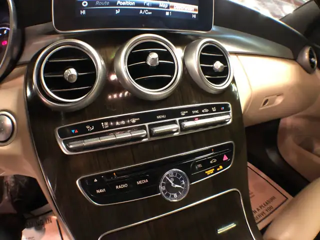 2018 Mercedes-Benz C-Class C 300 AMG 4MATIC LEATHER PAN/ROOF NAV in Cars & Trucks in City of Toronto - Image 21