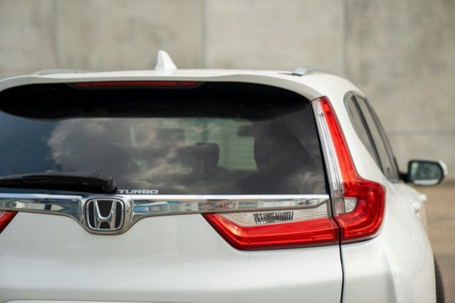 2019 Honda CR-V Touring in Cars & Trucks in Edmonton - Image 4