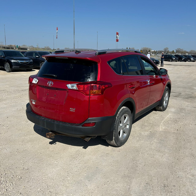 2014 Toyota RAV4 XLE AWD!!! BACKUP CAMERA!!! HEATED SEATS!!! in Cars & Trucks in Winnipeg - Image 3
