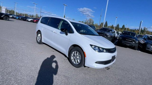 2024 Chrysler Grand Caravan SXT | Front Wheel Drive | 7 in Cars & Trucks in Prince George - Image 2