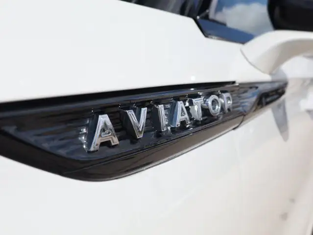2022 Lincoln Aviator Reserve CLEAN CARFAX, ONE OWNER FACTORY in Cars & Trucks in Winnipeg - Image 8