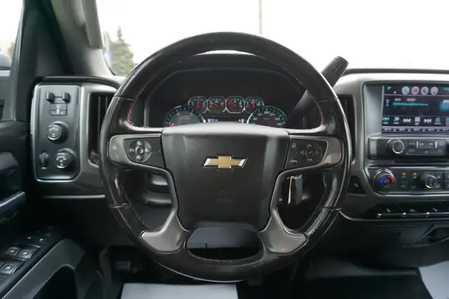 2018 Chevrolet Silverado 2500HD in Cars & Trucks in Oakville / Halton Region - Image 11