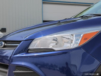**HOT TRADE ALERT!!** Check out this locally owned 2016 Ford Escape SE 4WD powerhouse loaded with pe... (image 8)