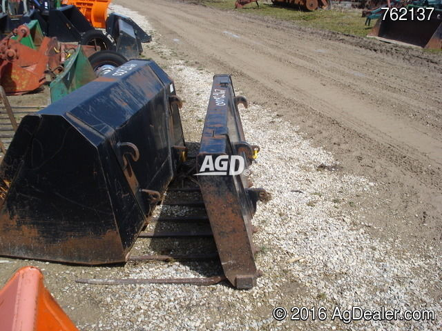 ALO Manure Bucket in Farming Equipment in Stratford