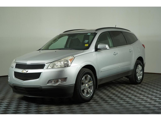  2010 Chevrolet Traverse 1LT ,Quick Sale Pricing in Cars & Trucks in Grande Prairie - Image 2