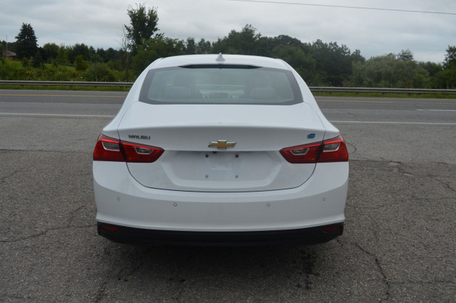 2018 Chevrolet Malibu 4dr Sdn Hybrid w/1HY in Cars & Trucks in Markham / York Region - Image 4