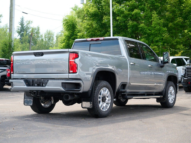 2025 Chevrolet Silverado 3500HD in Cars & Trucks in Kamloops - Image 4