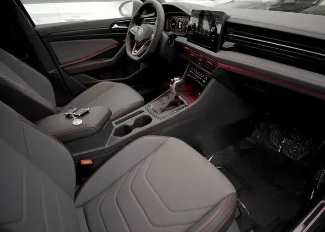 2025 Volkswagen Jetta GLI SUNROOF, REMOTE STARTER, KEYLESS ENTRY dans Autos et camions dans Région de Mississauga/Peel - Image 12