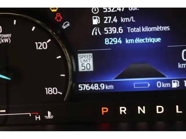 2021 Ford Escape SEL, PHEV, CUIR, CARPLAY, SIEGES CHAUFFANT in Cars & Trucks in Longueuil / South Shore - Image 22