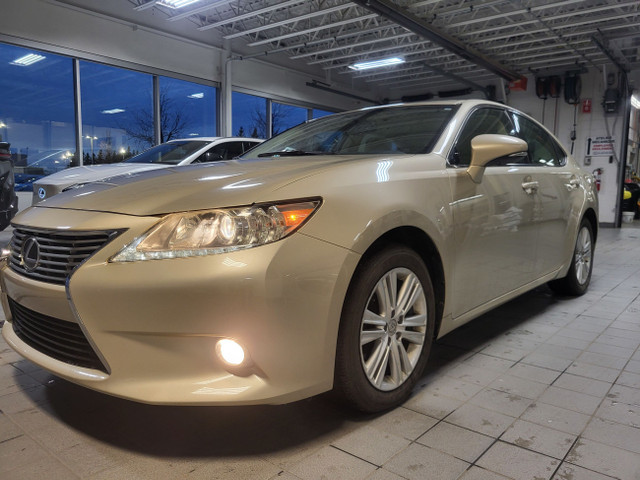 2014 Lexus ES 350 Premium CUIR - TOIT OUVRANT in Cars & Trucks in Longueuil / South Shore