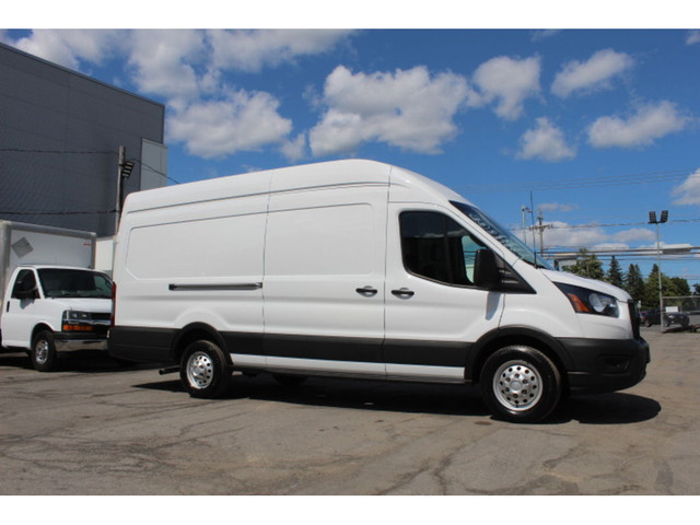 2023 Ford Transit Cargo Van T-250 AWD 4X4 TOIT HAUT ALLONGÉ 148E in Cars & Trucks in Laval / North Shore - Image 2