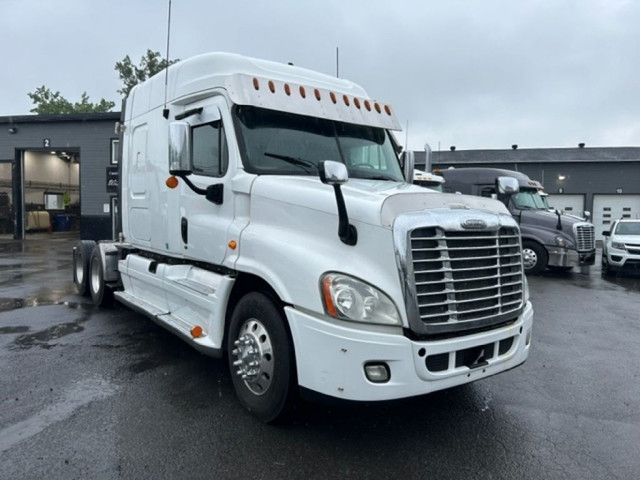  2013 Freightliner Cascadia in Heavy Trucks in Longueuil / South Shore - Image 2