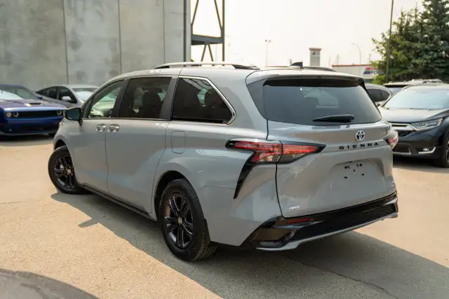 2024 Toyota Sienna XSE AWD in Cars & Trucks in Edmonton - Image 4