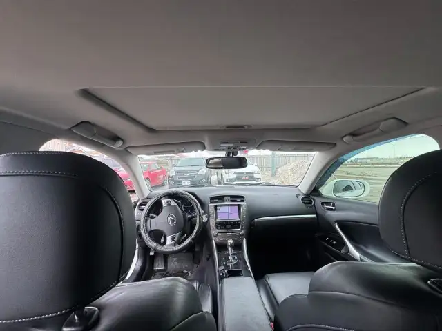 2012 Lexus IS 250 LEATHER, NAVI, LOADED, RELIABLE, CERTIFIED in Cars & Trucks in London - Image 13