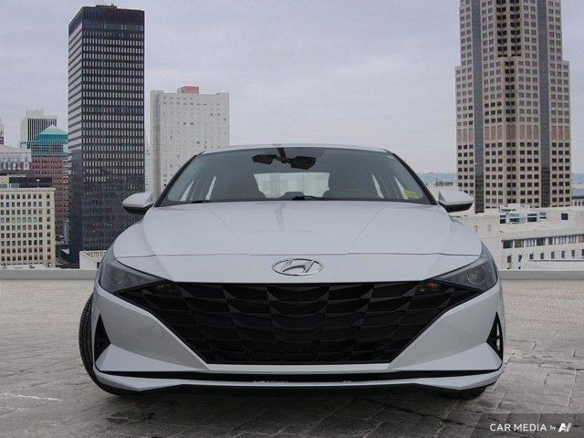 2022 Hyundai Elantra Preferred | No Accidents | Certified in Cars & Trucks in Calgary - Image 2