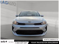 2021 Kia Rio LX+ Ready for anything, from the streets of Calgary to the highways of Alberta, this Ki... (image 5)