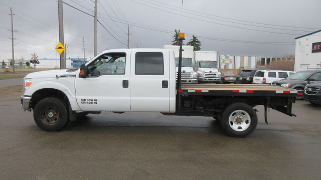  2015 FORD F350 CREW CAB FLAT BED in Cars & Trucks in Edmonton