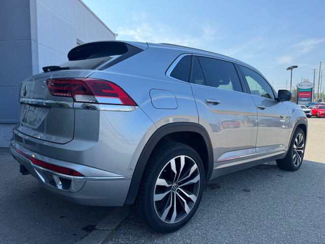 2020 Volkswagen Atlas Cross Sport 3.6 FSI Execline in Cars & Trucks in Markham / York Region - Image 2