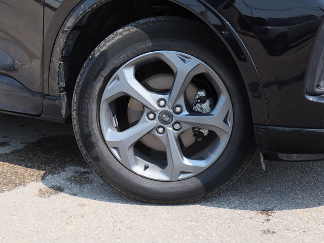 2023 Ford Escape ST-Line LOW KM CLEAN CARFAX LOCAL TRADE in Cars & Trucks in Winnipeg - Image 4