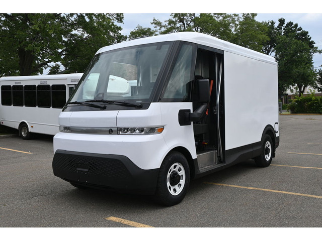 2025 Chevrolet BrightDrop 400 - Short term Rental now for $2995/ in Cars & Trucks in City of Montréal