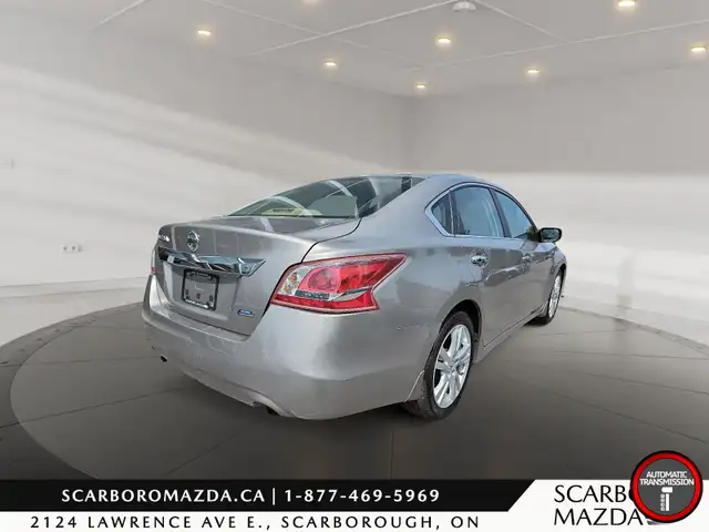 2013 Nissan Altima AUTO in Cars & Trucks in City of Toronto - Image 6