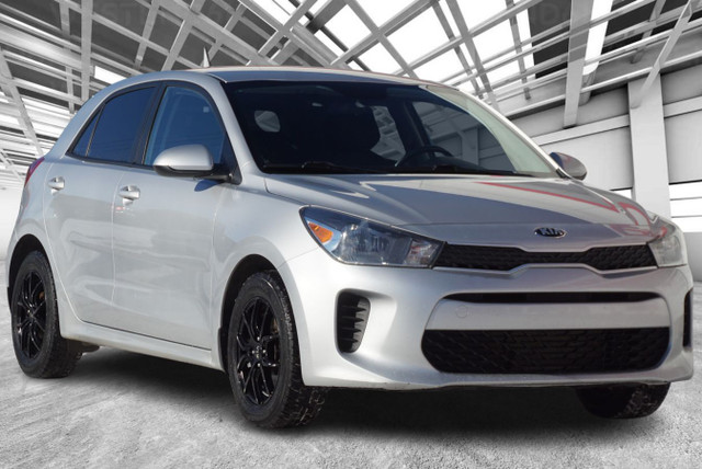 kia rio lx plus hatchback 2019 jamais accidenté sièges chauffant in Cars & Trucks in Sherbrooke