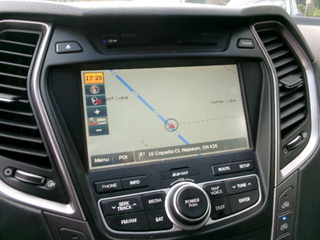 2015 Hyundai Santa Fe XL Limited in Cars & Trucks in Muskoka - Image 2